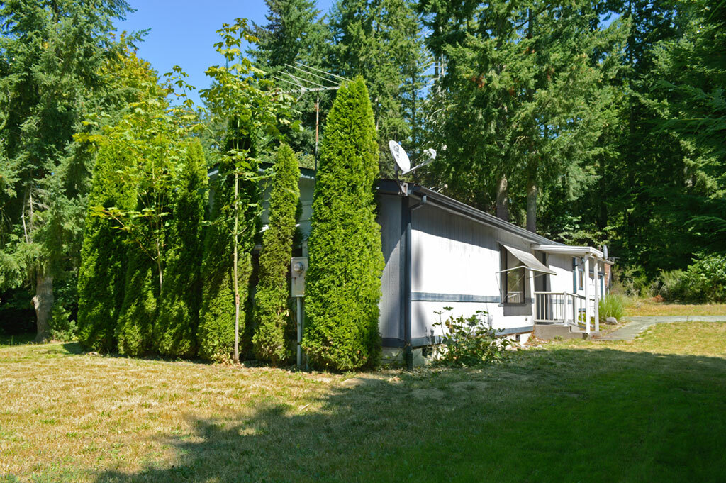 Property Photo: Exterior 11115 133rd St Ct E  WA 98374 