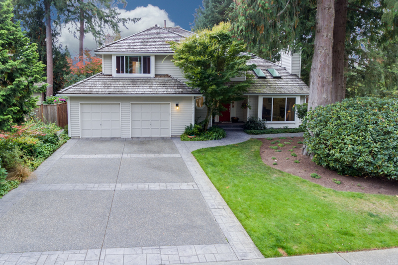 Property Photo:  17207 NE 141st  WA 98052 