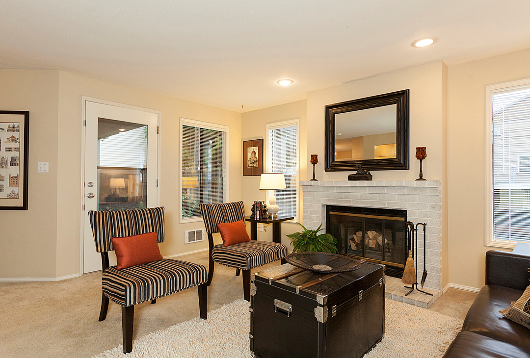 Property Photo: Living room 9407 Linden Ave N C  WA 98103 