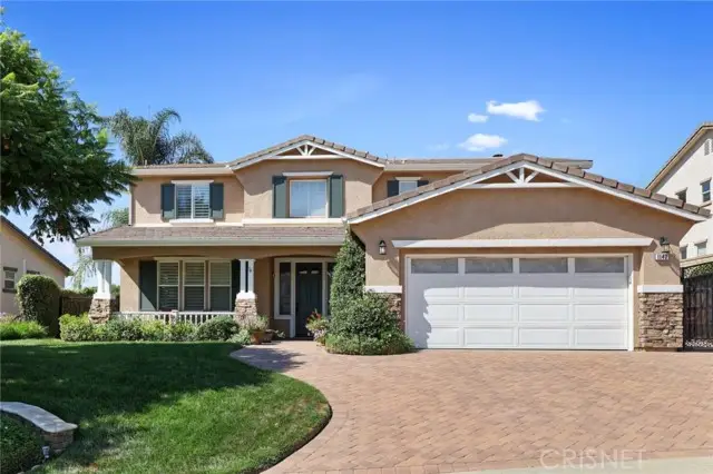 Property Photo:  1147 Laurel Fig Drive  CA 93065 