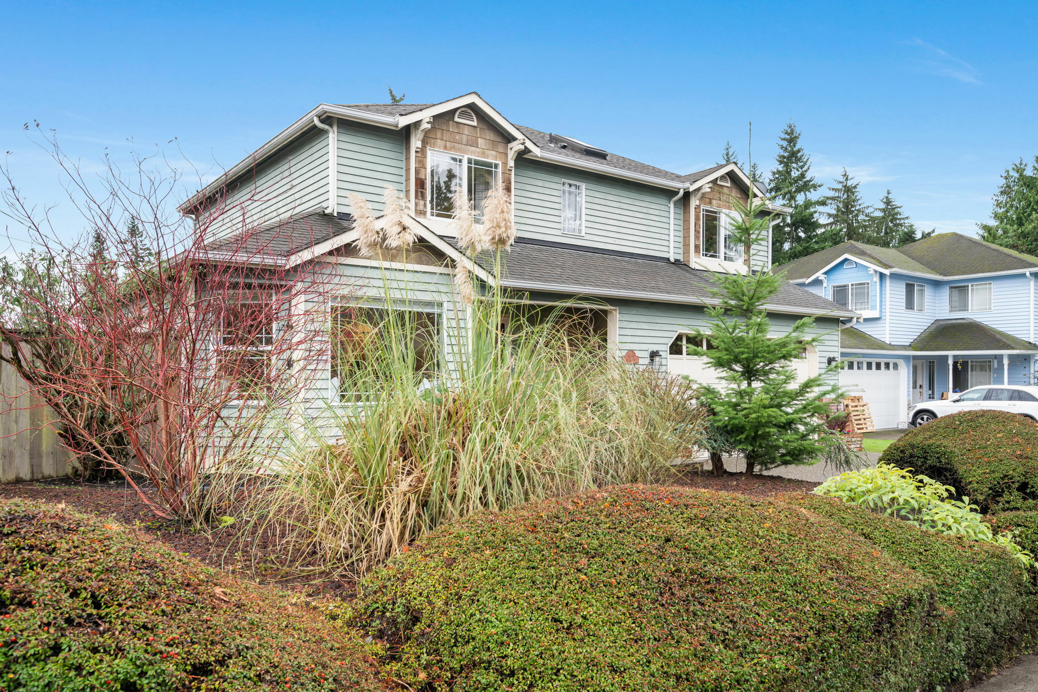 Property Photo:  18364 3rd Avenue NE  WA 98155 