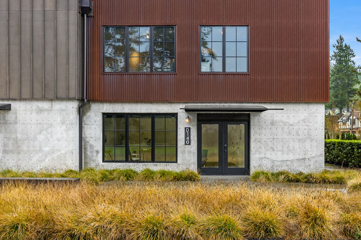 Property Photo: 4533 Flying Goat Ave D140 4533  Flying Goat Avenue NE D140  WA 98110 