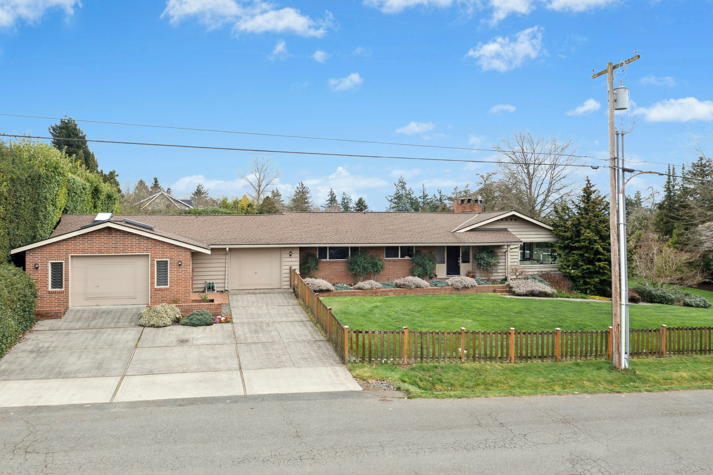 Property Photo:  12038  86th Avenue NE  WA 98034 