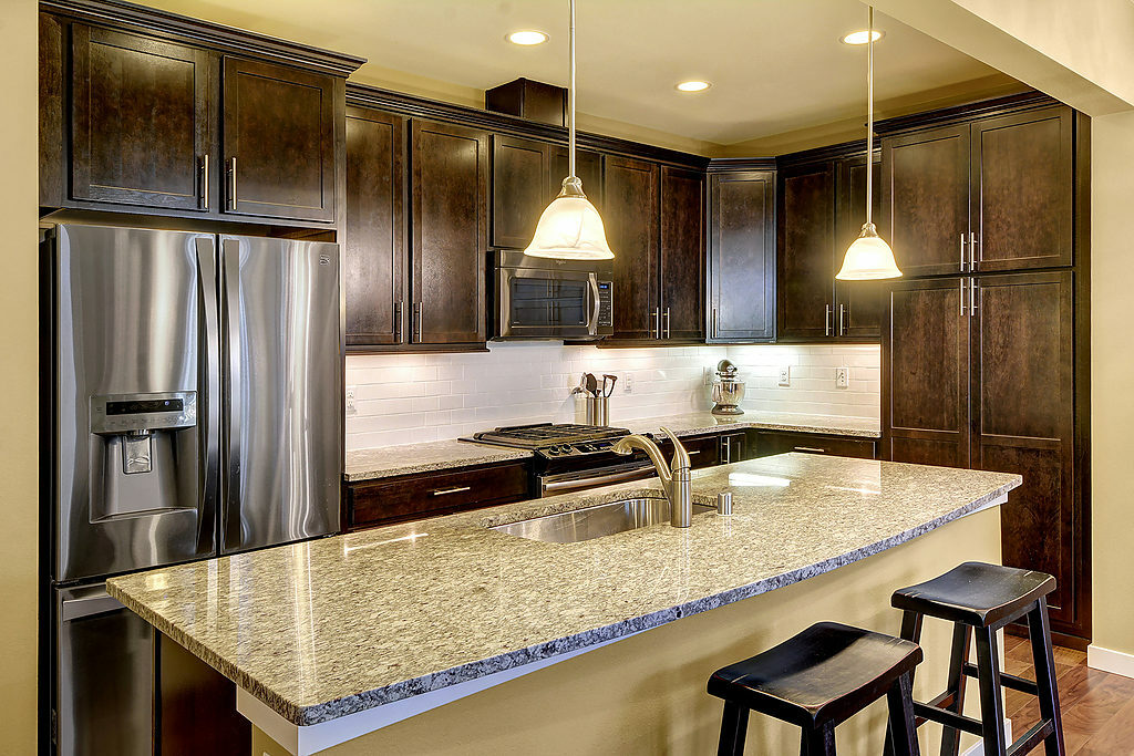 Property Photo: Living room/kitchen 1127 NE Hickory Lane  WA 98029 