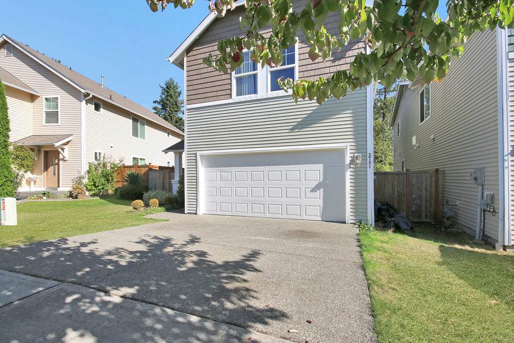 Property Photo:  3781 E R St  WA 98404 