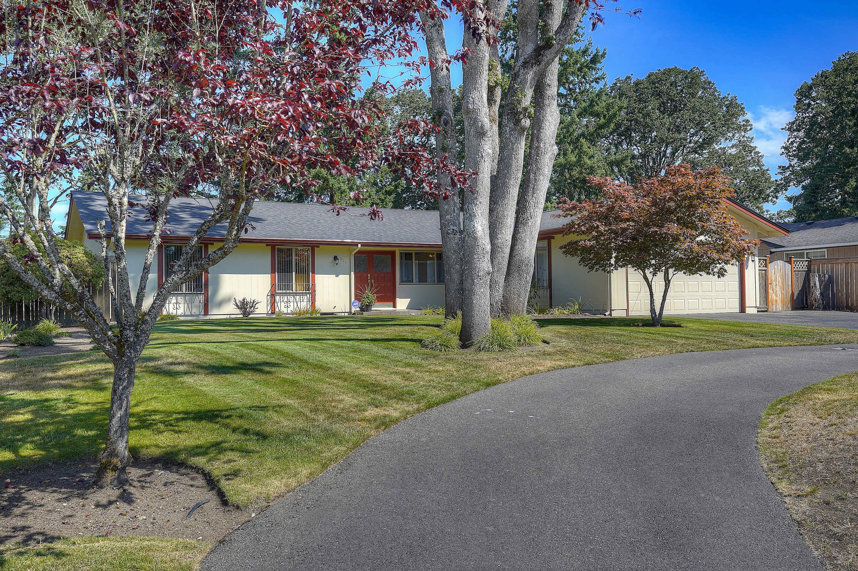 Property Photo:  8001 Onyx Dr SW  WA 98498 