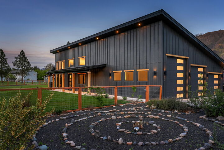 Property Photo:  322 Hamilton St  WA 98639 