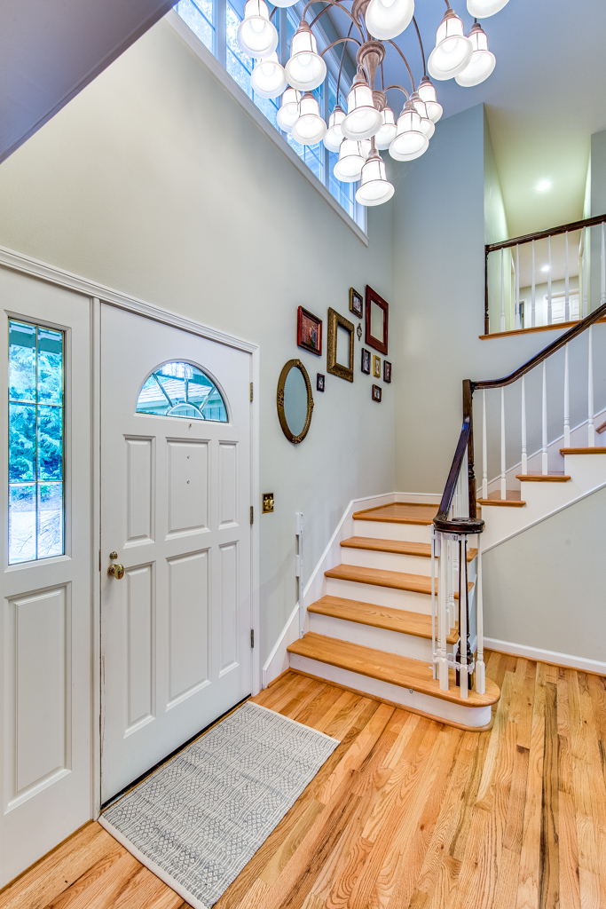 Property Photo: 5419 Diamond Place NE WA 98110
