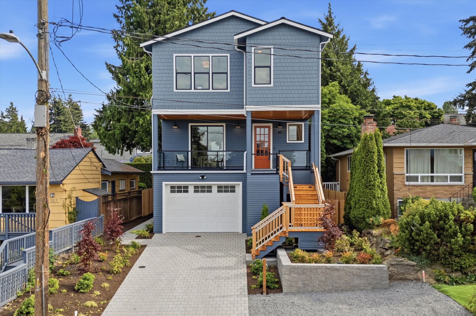 Property Photo: 3111 W Mansell Street WA 98199