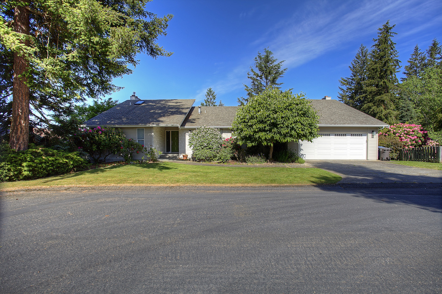 Property Photo:  8941 51st St W  WA 98467 