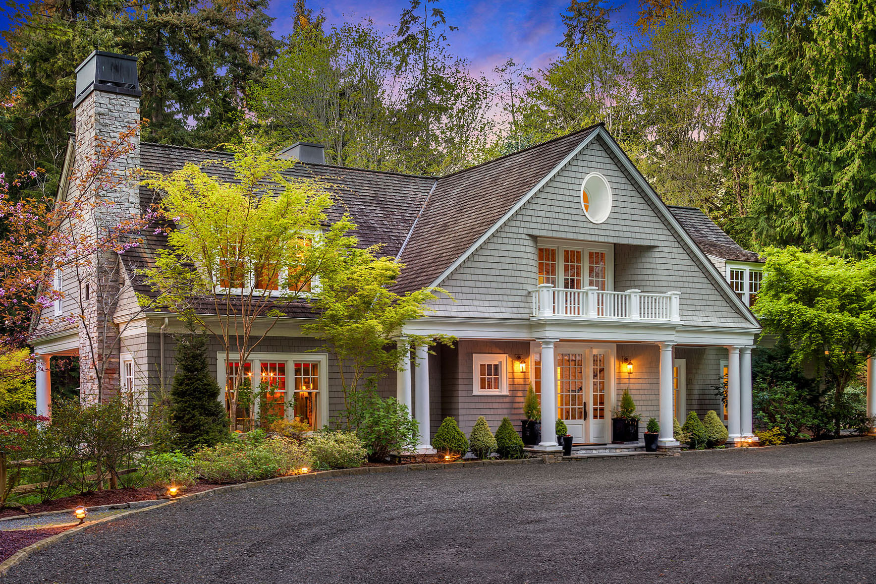 Property Photo: 10901 Algonquin Rd WA 98020