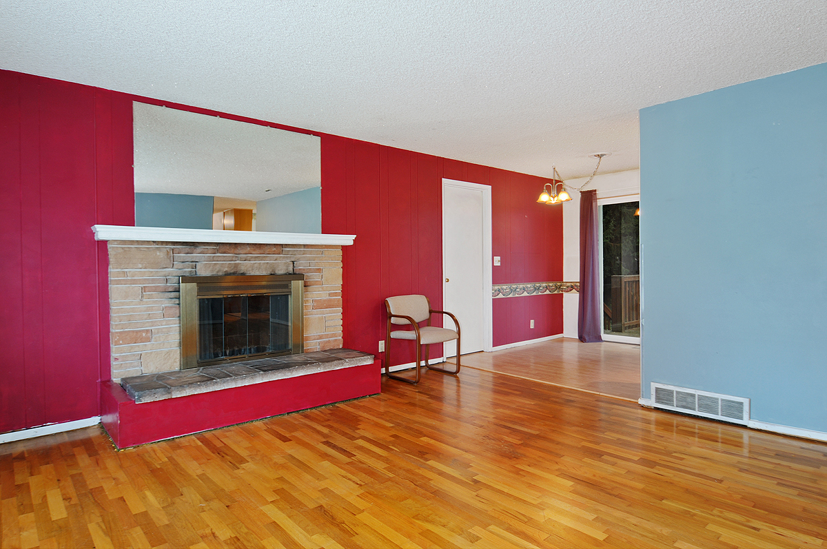 Property Photo: Living room, dining room, kitchen 7903 191st St SW WA 98026