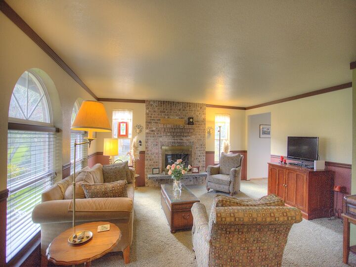 Property Photo: Interior 2118 28th St SE WA 98372