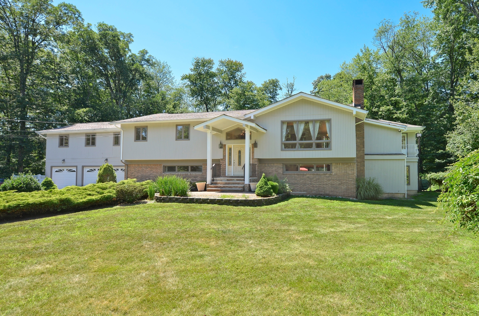 Property Photo: 265 Crescent Ave NJ 07481