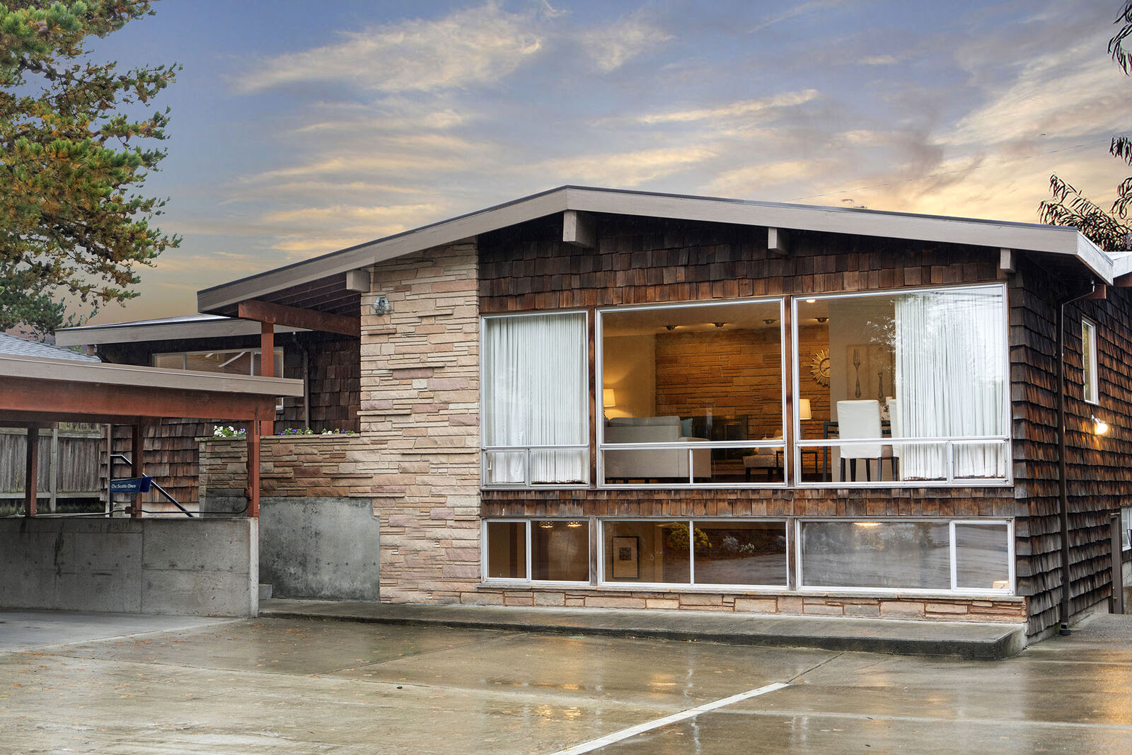 Property Photo:  4209 NE 75th Street  WA 98115 