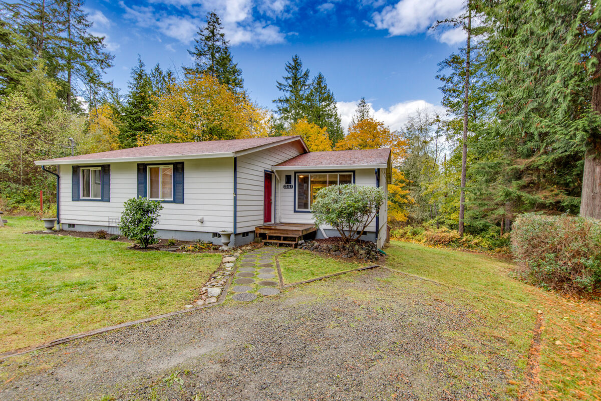 Home for sale in Poulsbo 22463 Miller Lane NE, Poulsbo, WA 98370
