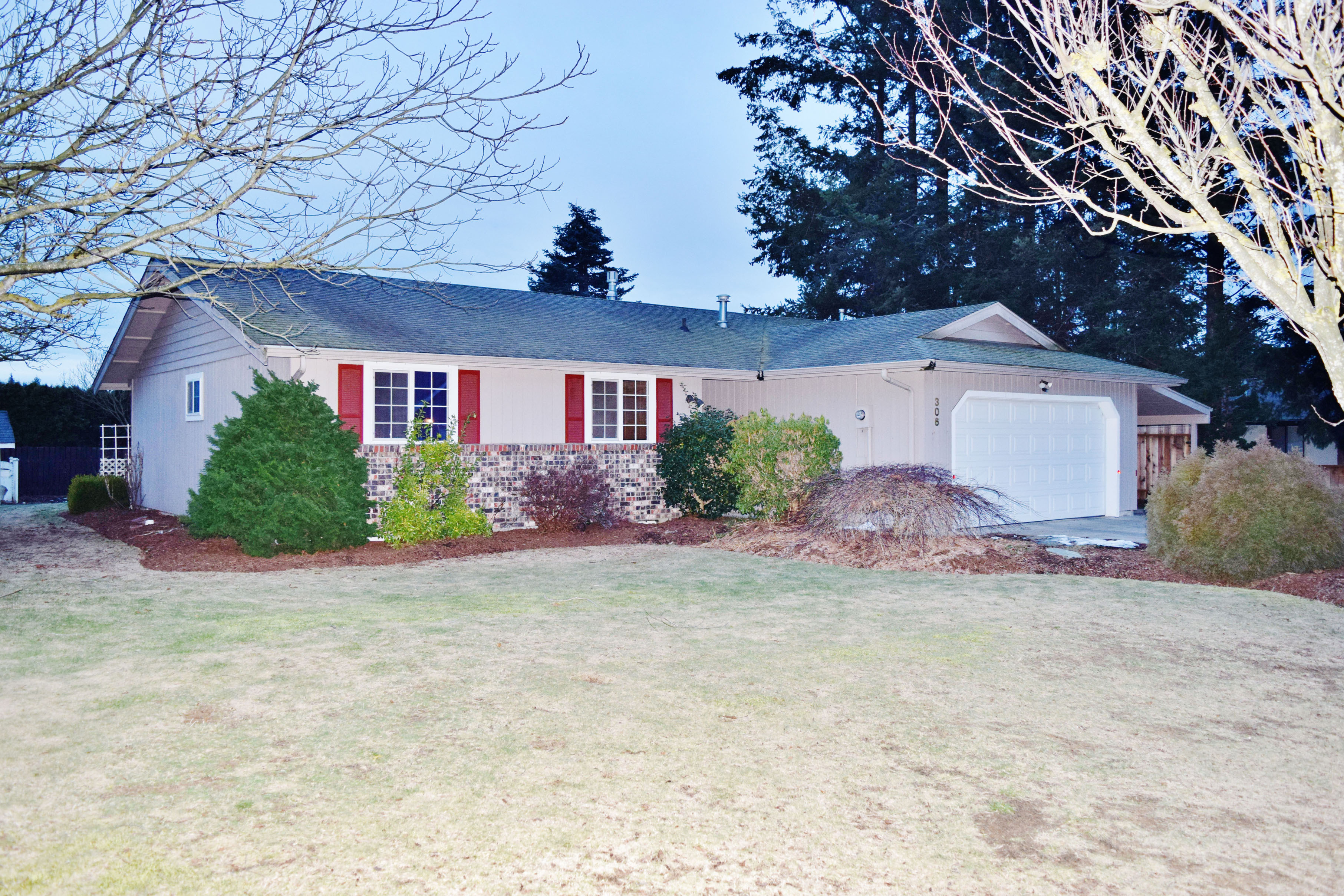 Property Photo: 306 Edgewater Lane WA 98264
