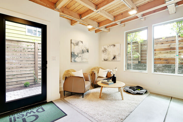 Property Photo: Martin Mews 715 B Mlk Jr Wy  WA 98122 