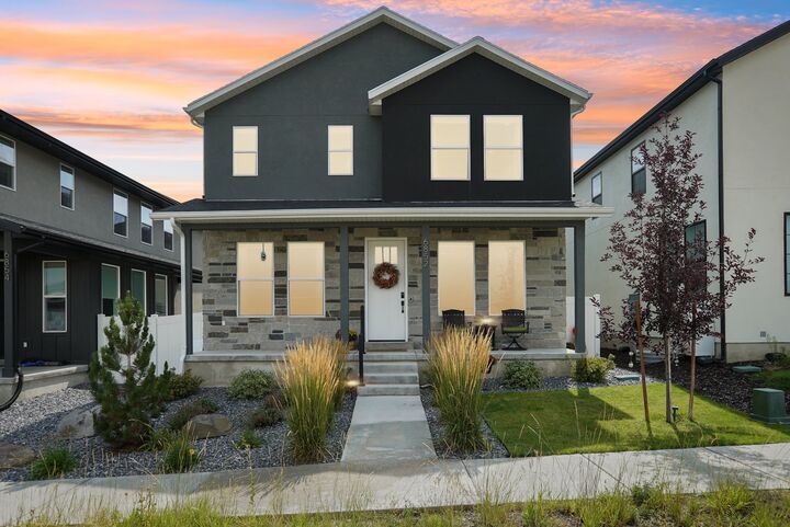 Property Photo: 6852 Mountain Maple Drive UT 84098