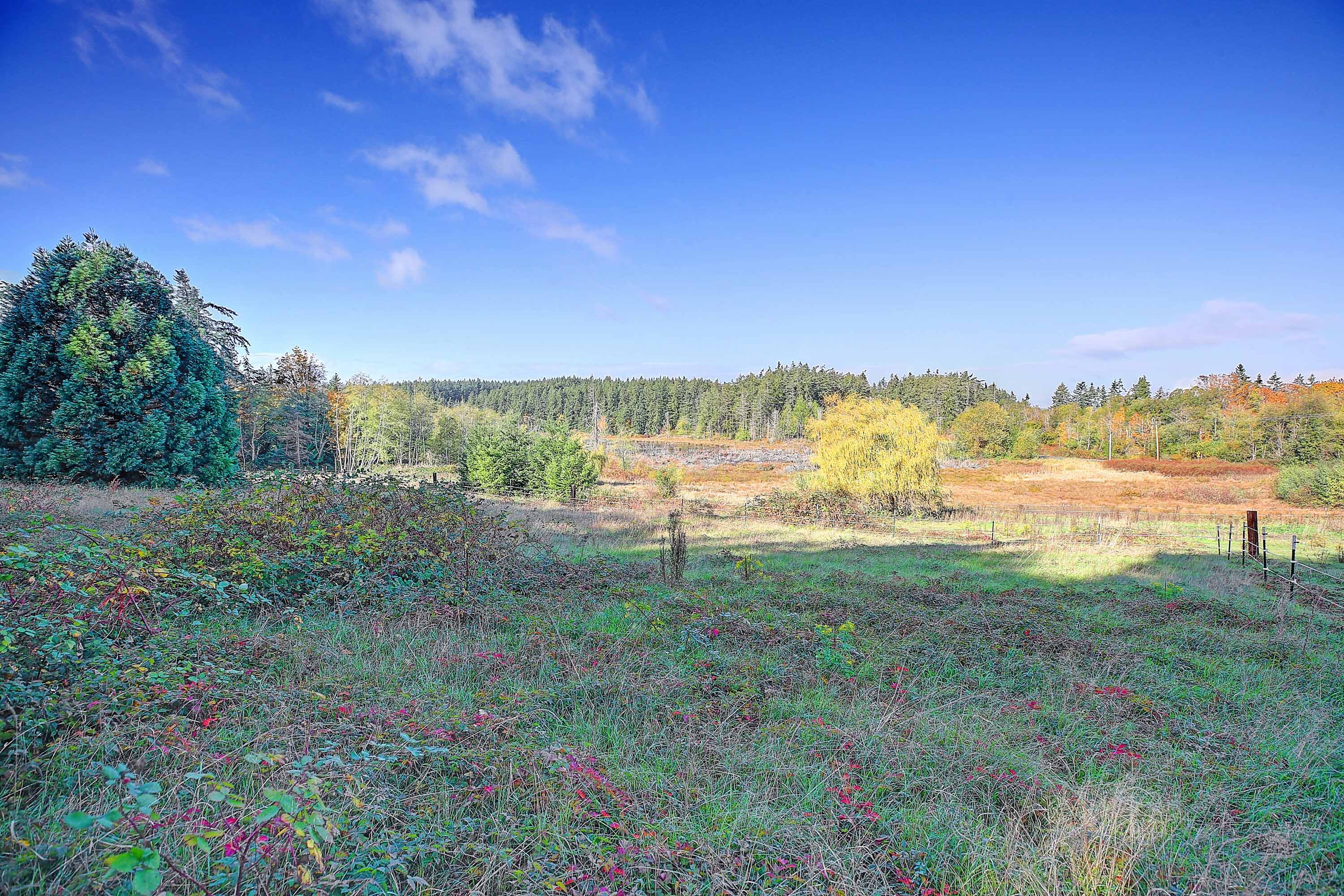 Property Photo: 2 N Porter Street WA 98282