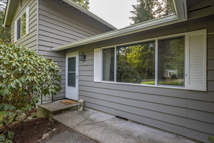 Property Photo:  744  Spitfire Lane  WA 98277 