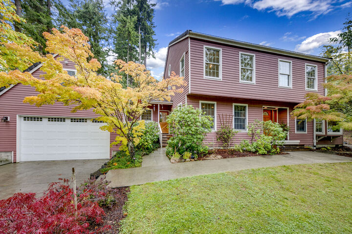 490 Kaleetan Place NE  Bainbridge Island WA 98110 photo Exterior