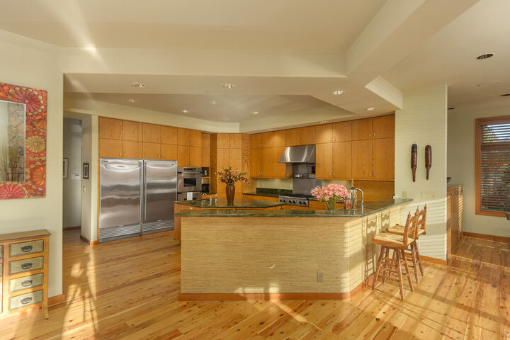 Property Photo:  487 Wood Ave SW  WA 98110 