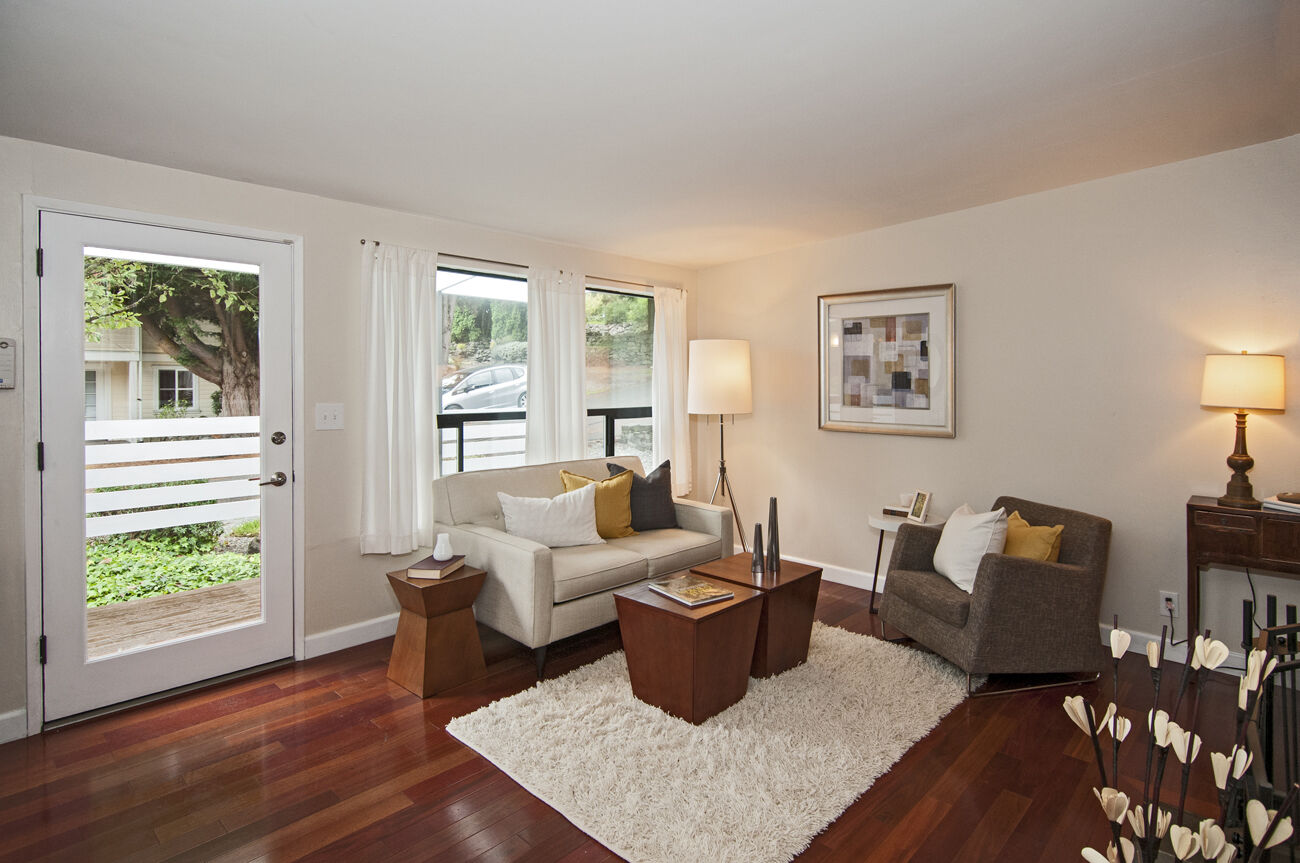 Property Photo:  4506 NE 94th St  WA 98115 