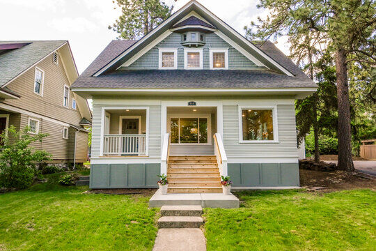Property Photo:  129 Main Street  ID 83702