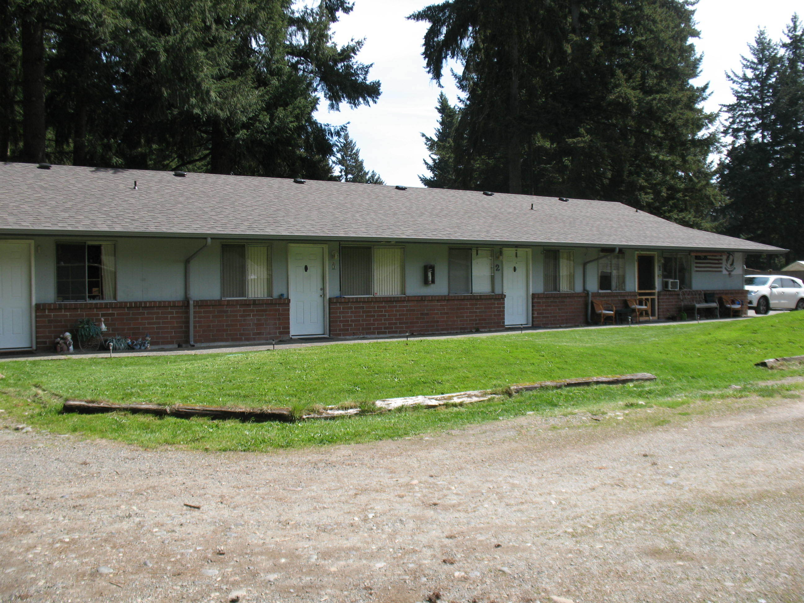 Property Photo: 12311 111th Ave E WA 98374